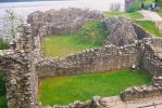 PICTURES/Urquhart Castle/t_Ruins3.JPG